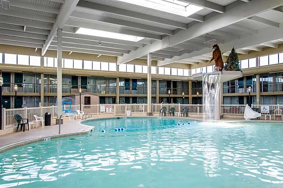Grand Idaho Inn & Suites – Pocatello, ID