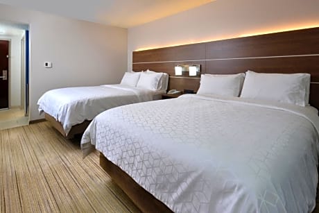 Deluxe Double Room with Two Double Beds - Non-Smoking