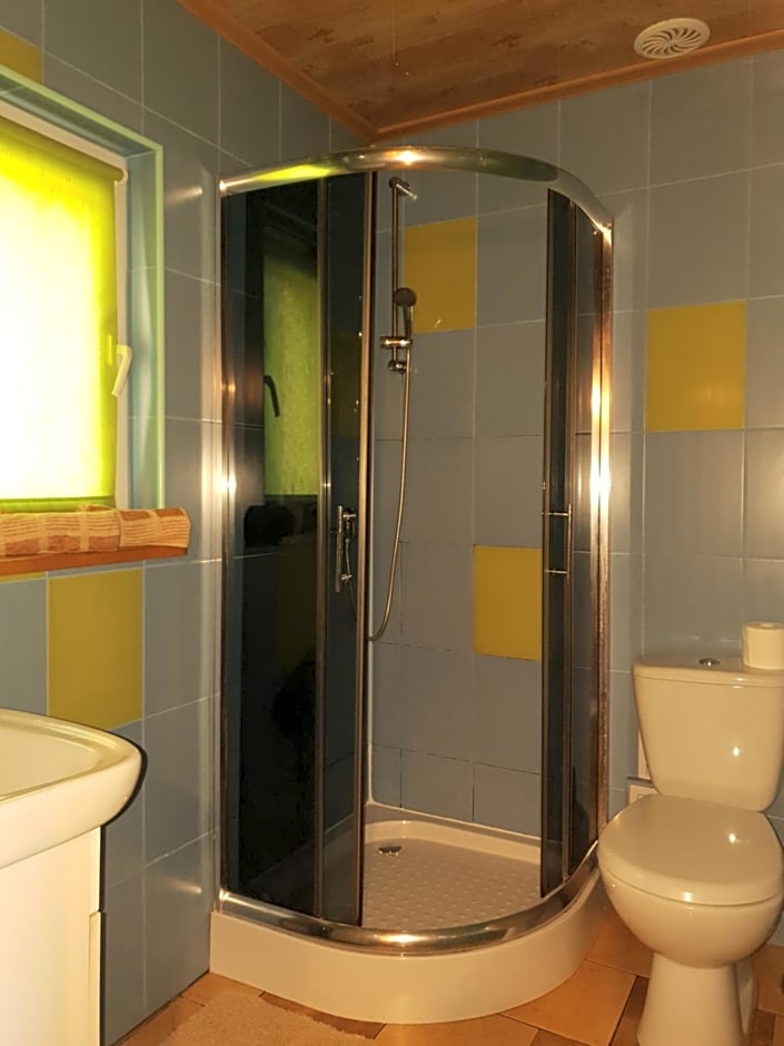 Domek nad jeziorem, Kalinówka w Olchowcu, Solina