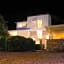Tepe Hotel
