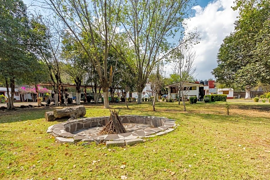 Ayenda Mesón del Río