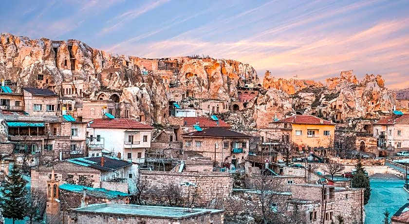 Atilla's Cave Hotel