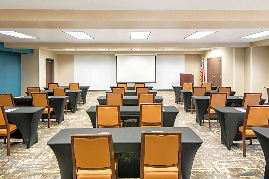 Hampton Inn By Hilton And Suites Las Vegas - Henderson