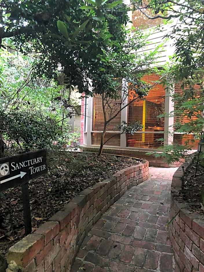 Linden Gardens Rainforest Retreat