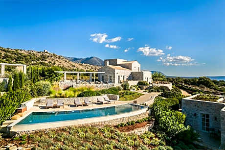 Ariá Estate Suites & Spa