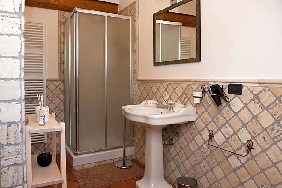 B&B I Pini Di Storaco