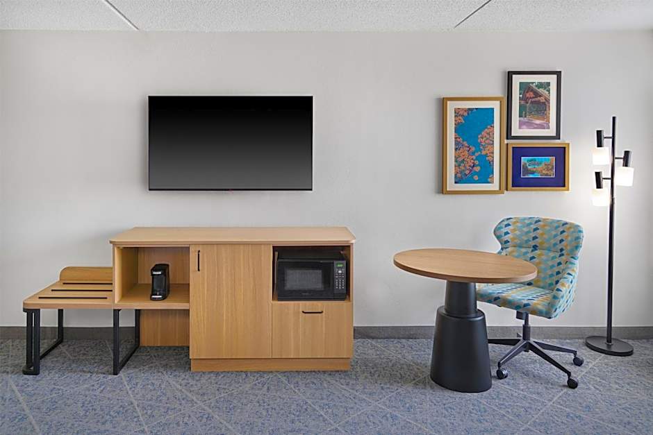 Hampton Inn By Hilton Chicago-Carol Stream