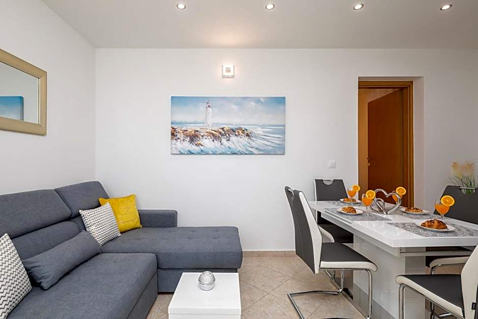 FBA Family Beach Apartments