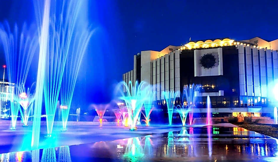 City Avenue Hotel by HMG