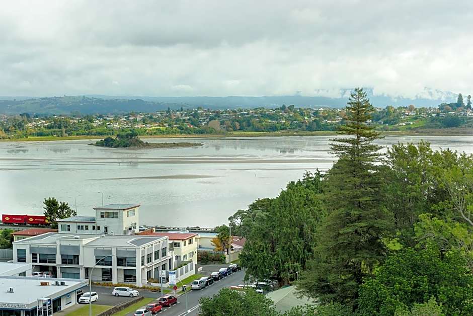 Top Of The Town Bed & Breakfast
