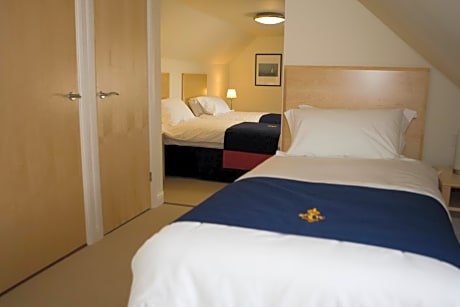 royal southern yacht club accommodation