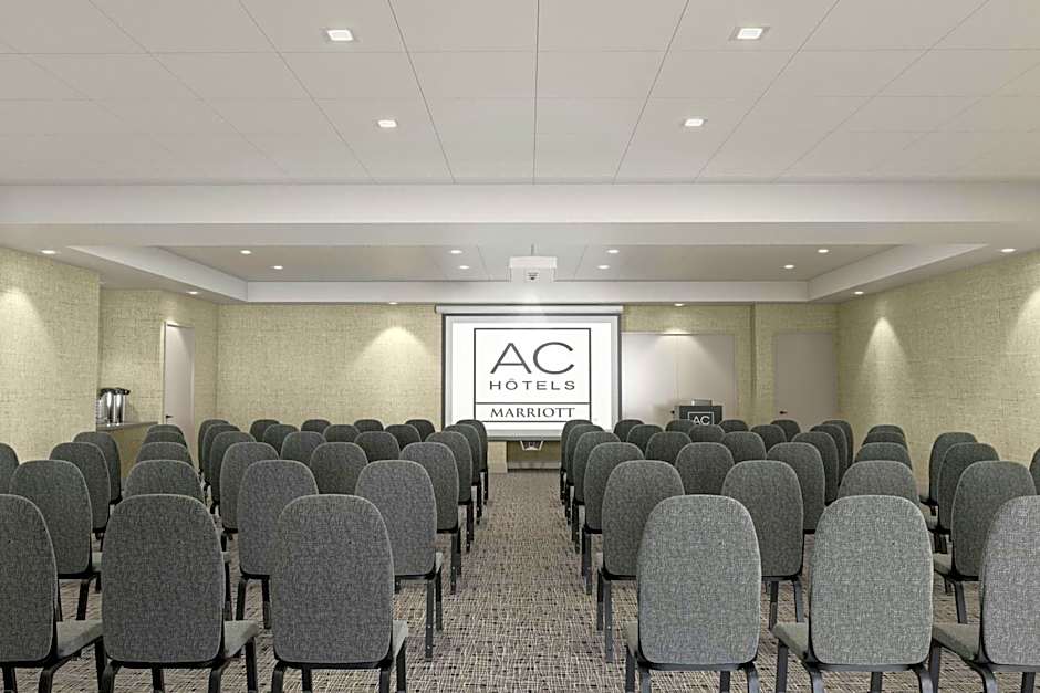 AC Hotel by Marriott Old Montreal