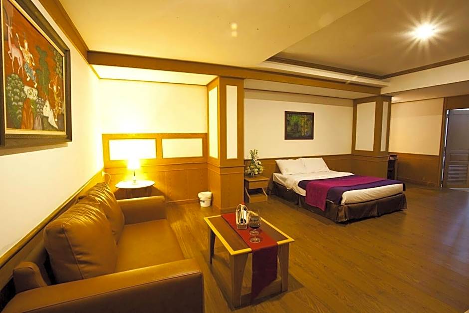Zaza Hotel Bangpoo