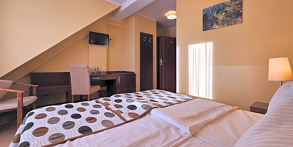 Pensjonat Crosna SPA