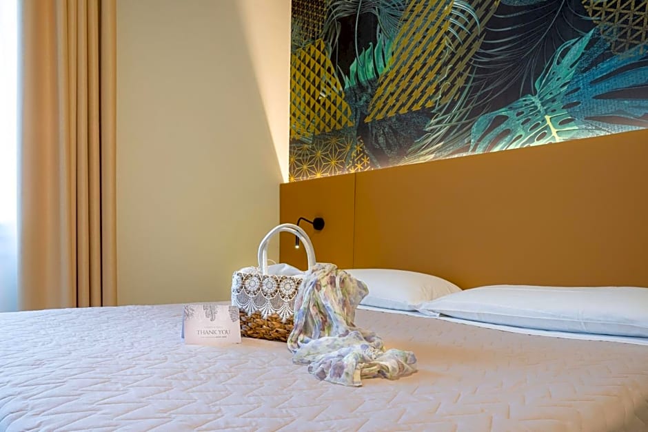 Hotel Suez
