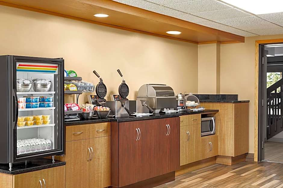 AmericInn by Wyndham Baudette