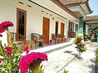 Putri Duyung Guest House