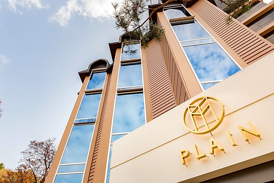 Plain Hotel