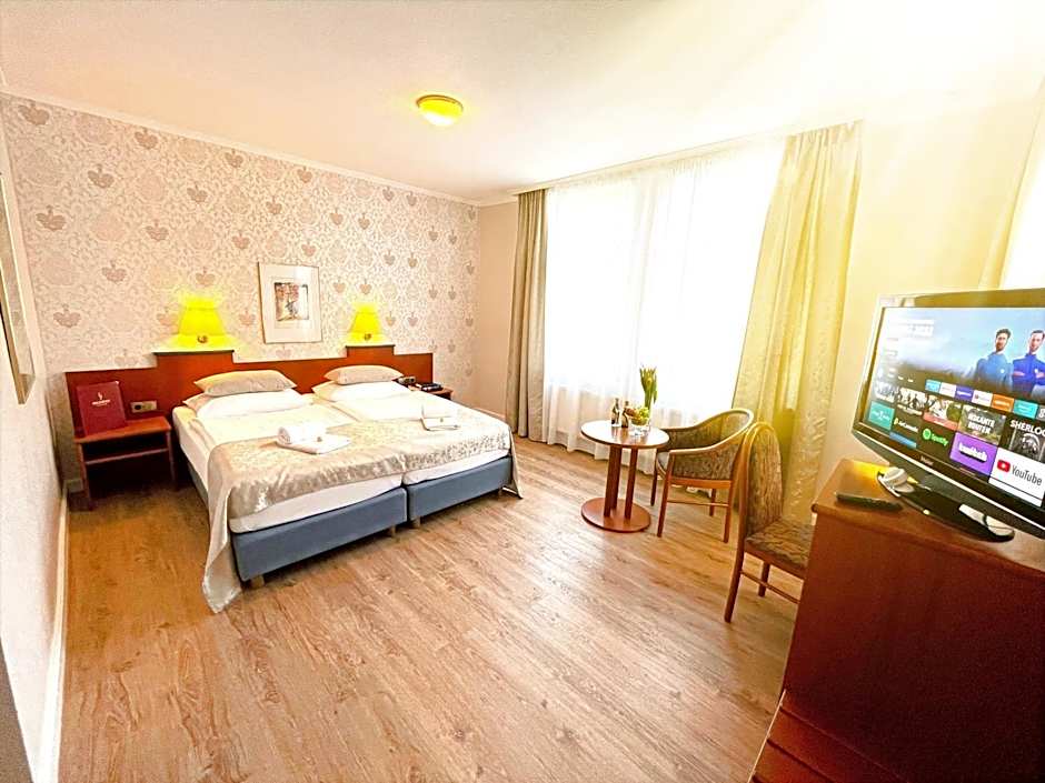 Photo 1 of 10 of Triple Room