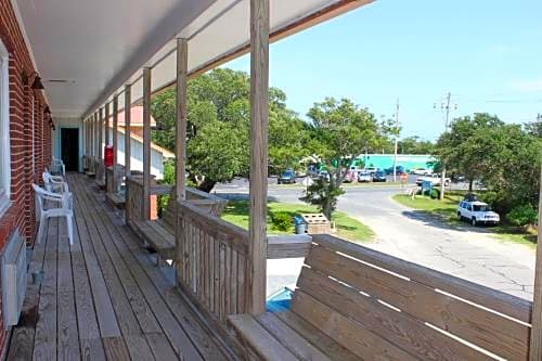 Cape Pines Motel Hatteras Island