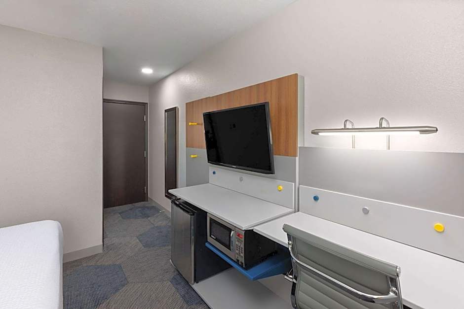 Microtel Inn & Suites by Wyndham Buda Austin South