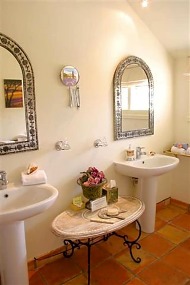 Peace and Plenty Inn