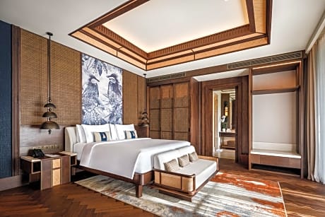 CORNER TROPICAL SUITE