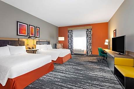 Queen Room with Two Queen Beds - Mobility Access