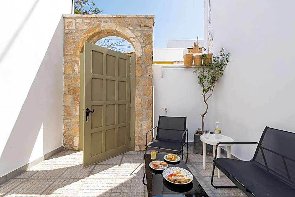 Lefka Hotel & Apartments