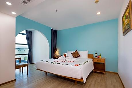 King Suite with Sea View