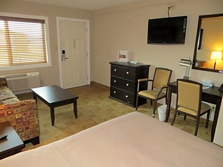 Queen Room with Sofa Bed