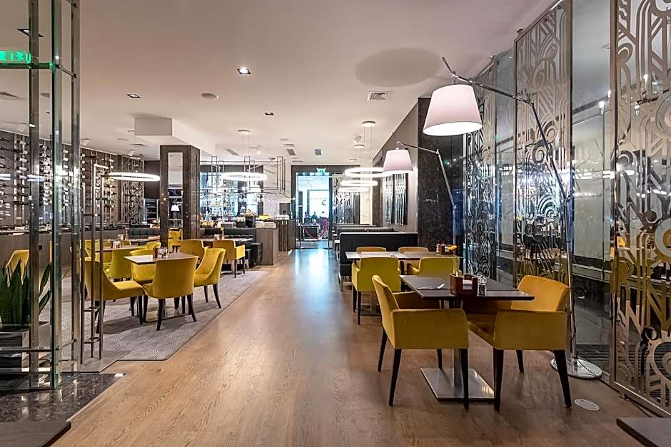 Congress Avenue Hotel