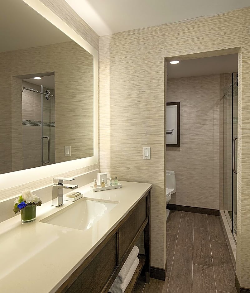 Marina del Rey Hotel