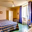 Hotel Marine