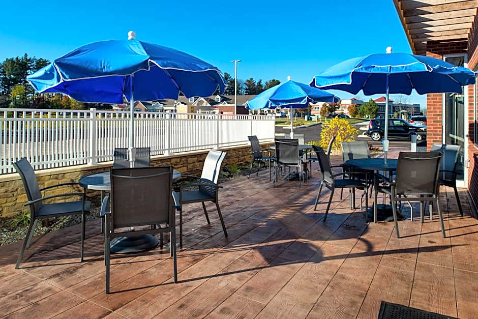 Fairfield Inn & Suites by Marriott Akron Stow