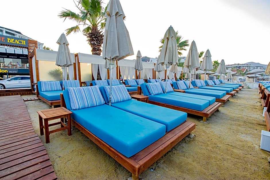 Class Unique Beach