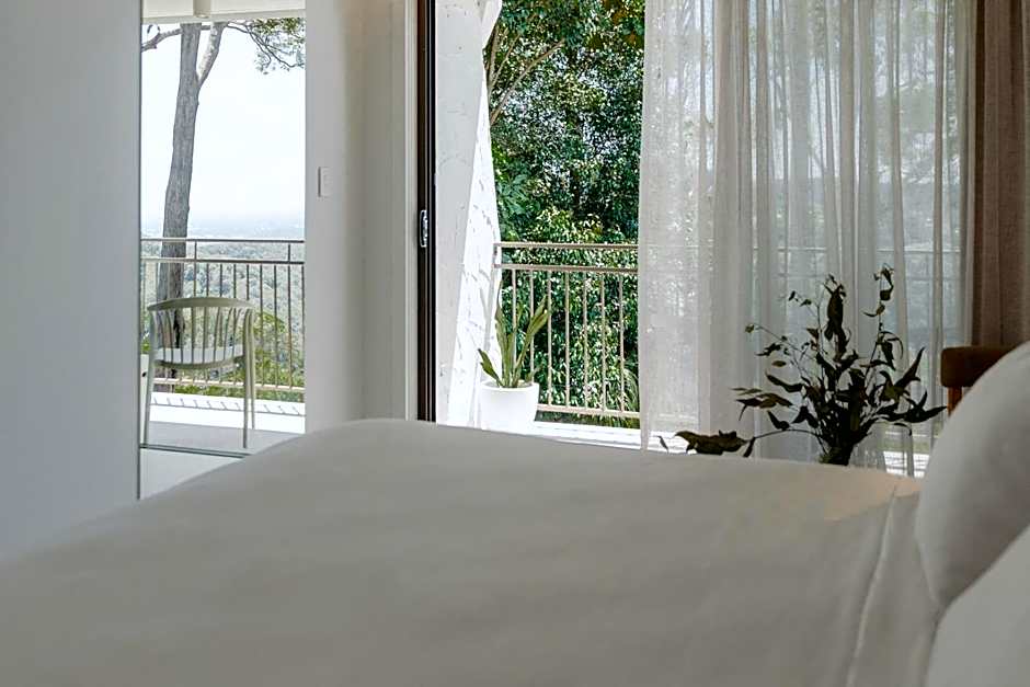 The Tamborine - Boutique Hotel