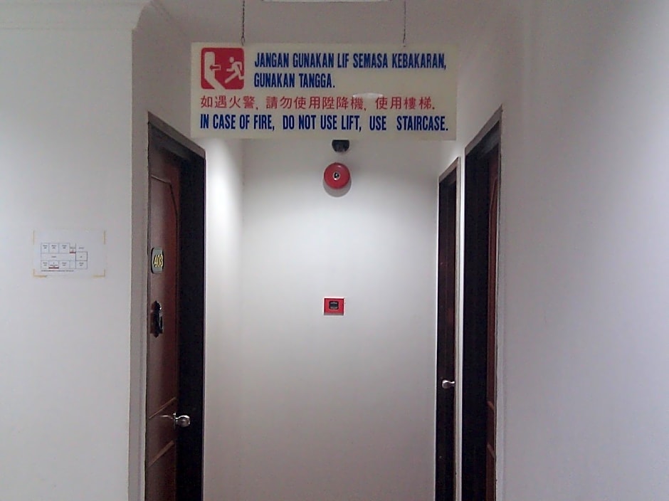 Wah May Hotel
