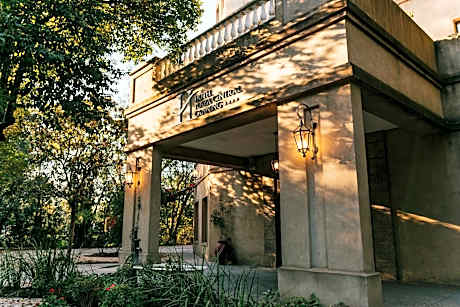 Hotel Plaza Central Canning