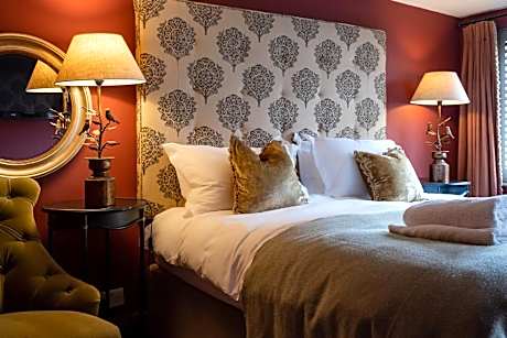 Executive Family Room