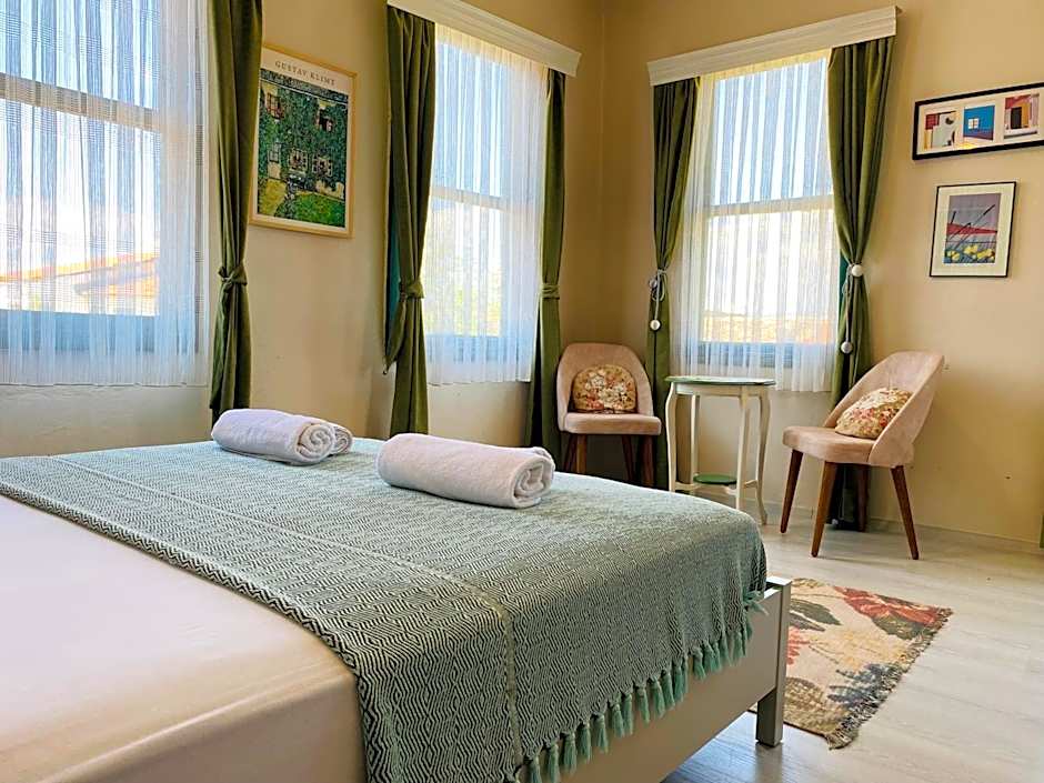 Garden Palace Boutique Hotel
