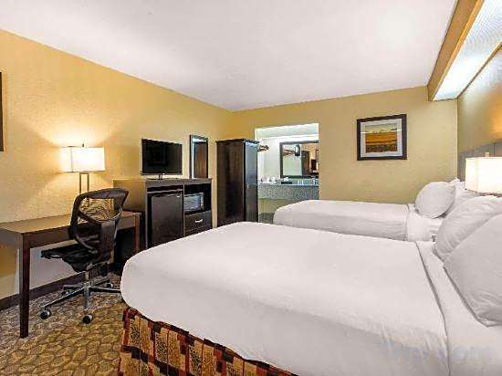 Ramada by Wyndham Santee I-95