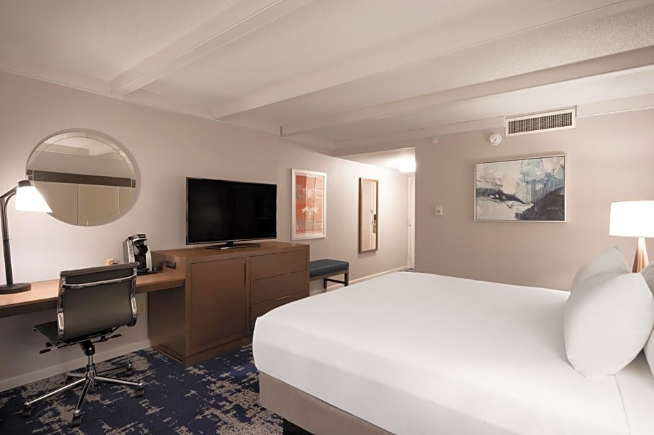 Crowne Plaza Albany - The Desmond Hotel By IHG