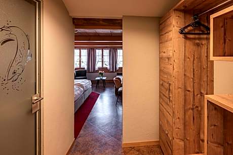 Standard Double Room with Lake View