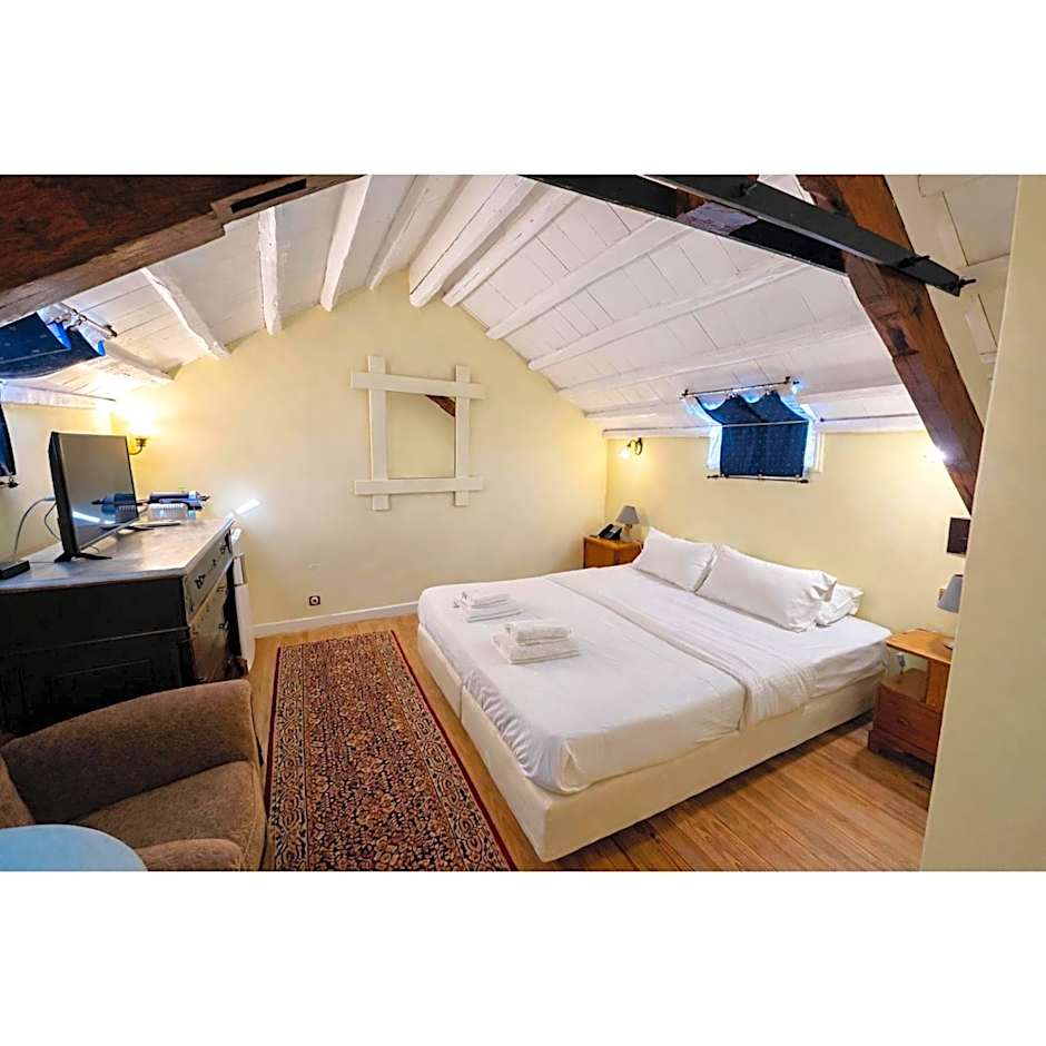 Loriet Hotel