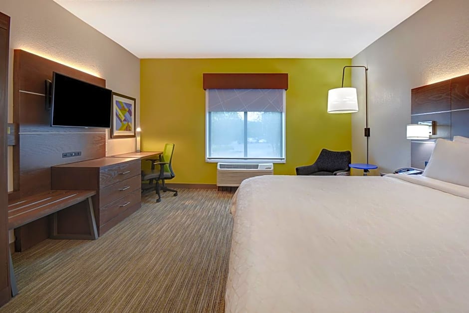 Holiday Inn Express Hotel & Suites Smyrna-Nashville Area