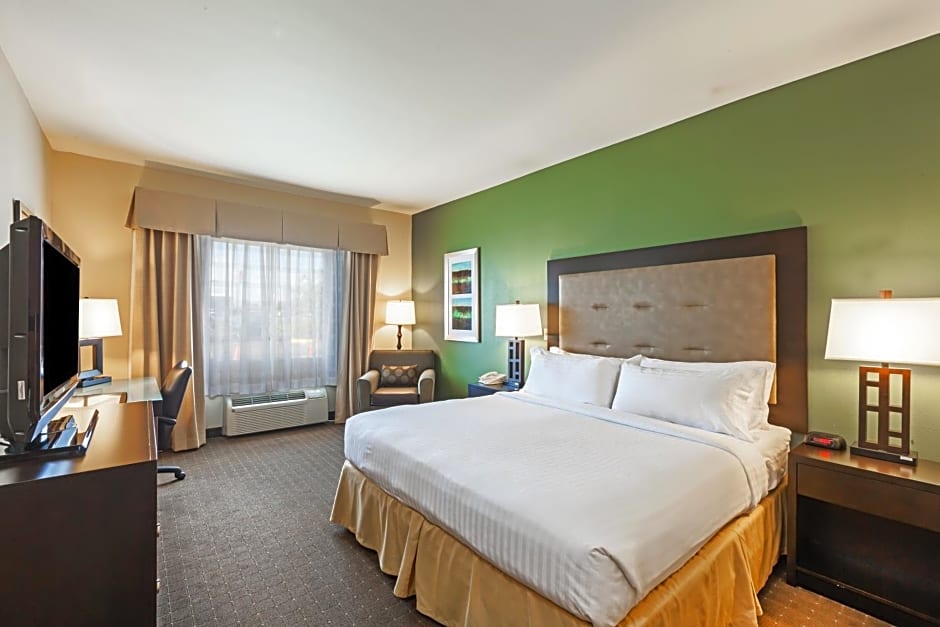 Holiday Inn Express Hotel & Suites Eagle Pass