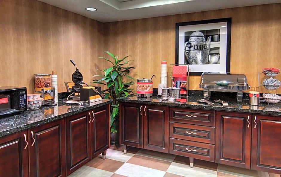 Hampton Inn & Suites Agoura Hills
