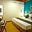 Stingray Beach Inn at Maafushi