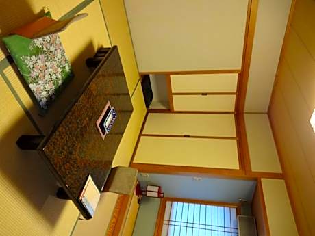 Japanese-Style Twin Room
